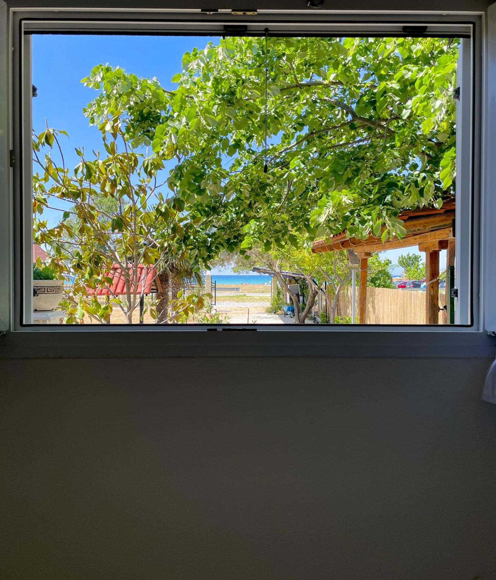 Casa Lia-Beach Front Villa Nea Kallikrateia Extérieur photo