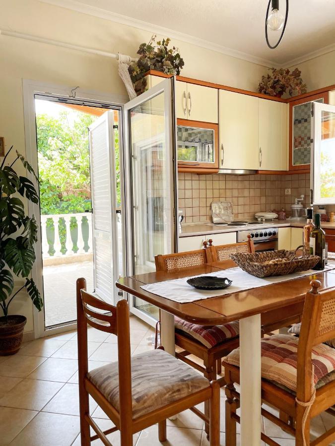 Casa Lia-Beach Front Villa Nea Kallikrateia Extérieur photo
