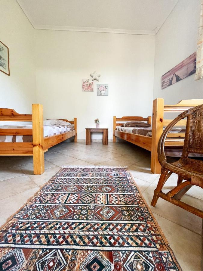 Casa Lia-Beach Front Villa Nea Kallikrateia Extérieur photo